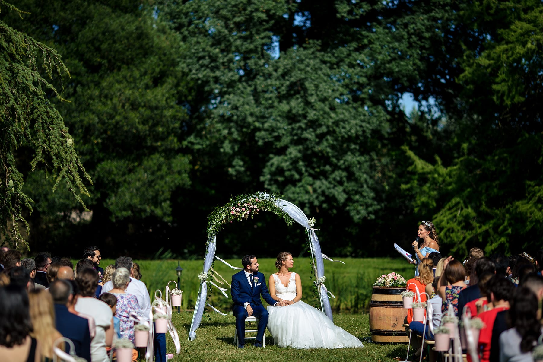 Photographe mariage France – cérémonie laïque en extérieur